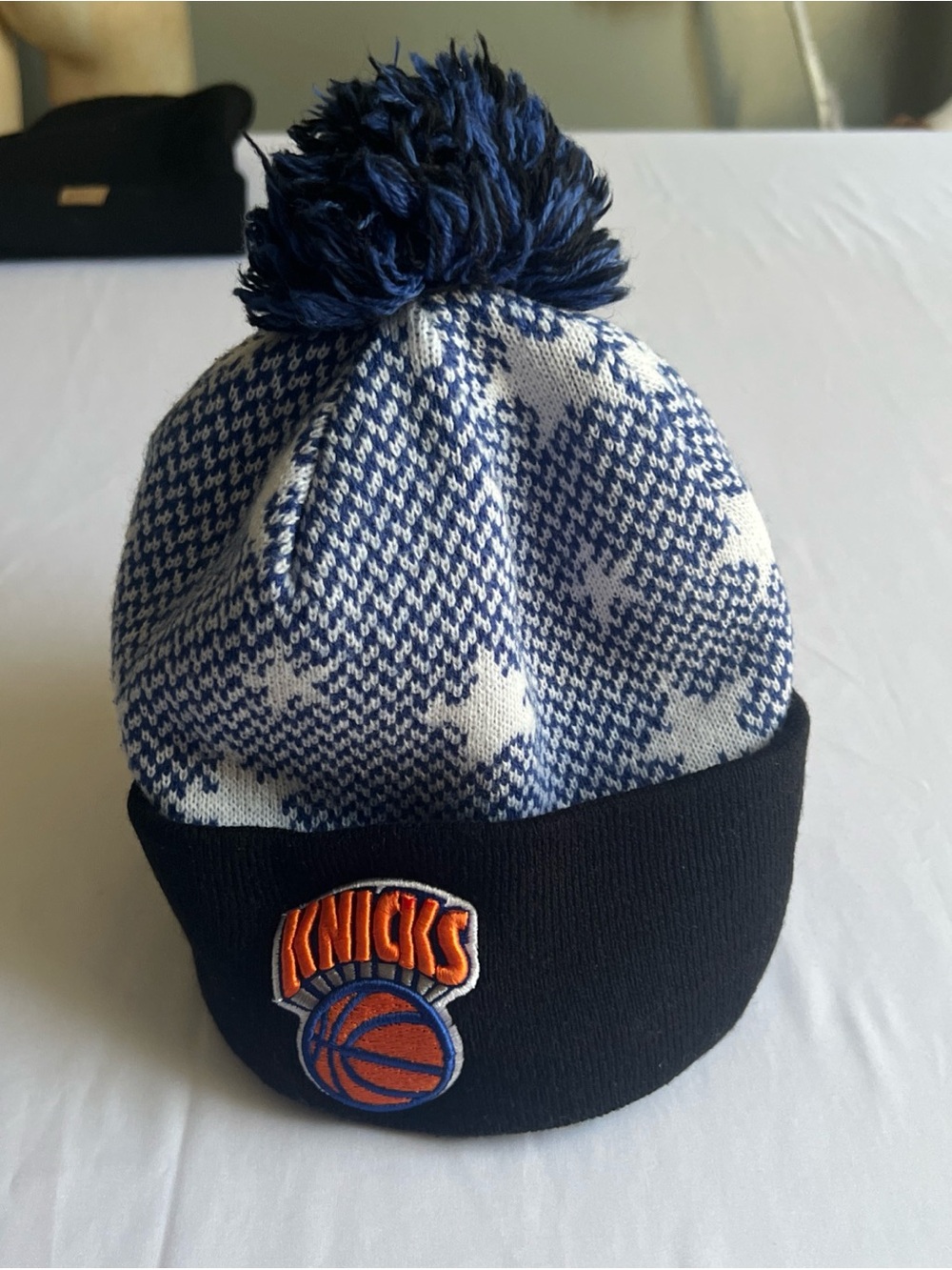 New Era Kids Navy, White & Black Pom Knit Hat with Knicks Patch